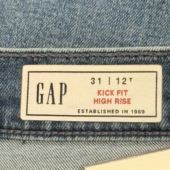 NWT GAP Kick Fit High Rise Medium Wash Denim Jeans Womens Size 31 /12T - Picture 8 of 13